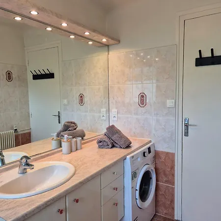 Pays Basque Munhoa *