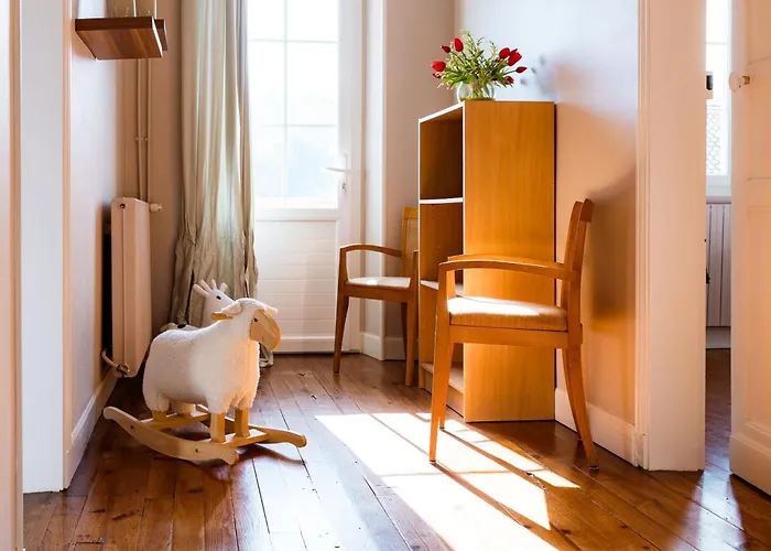 Pays Basque Munhoa Nyaraló *