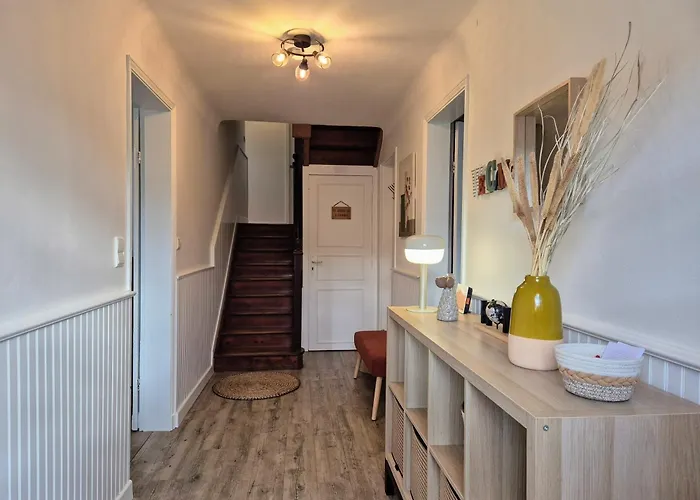 Pays Basque Munhoa Nyaraló *