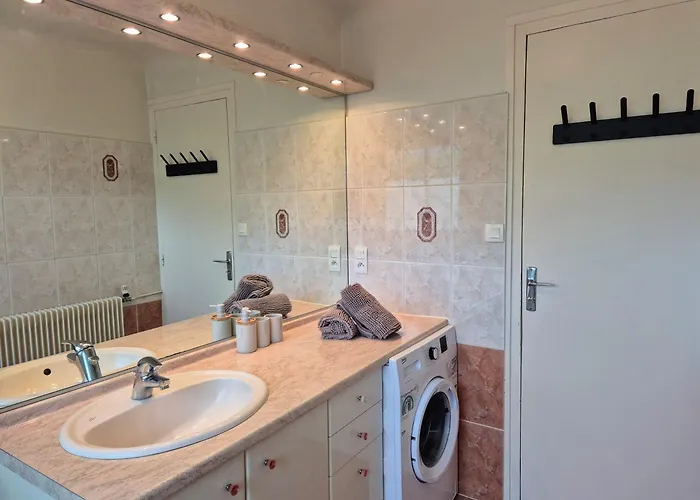 Pays Basque Munhoa *